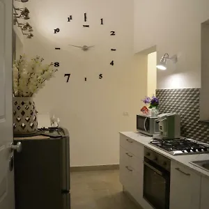 La Petite Apartment